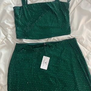 Windsor Green Top